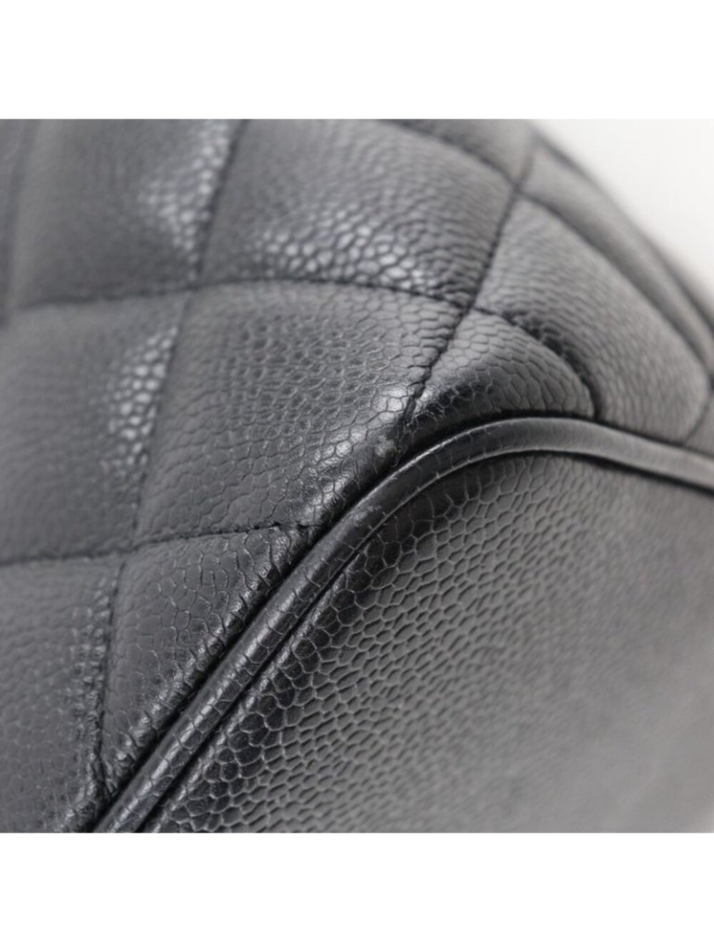 Chanel Medallion Tote Caviar Leather Black Bag - Picture 5 of 9